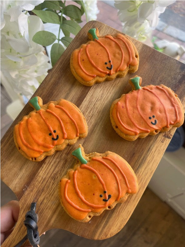Pumpkin Ball Howloween Box